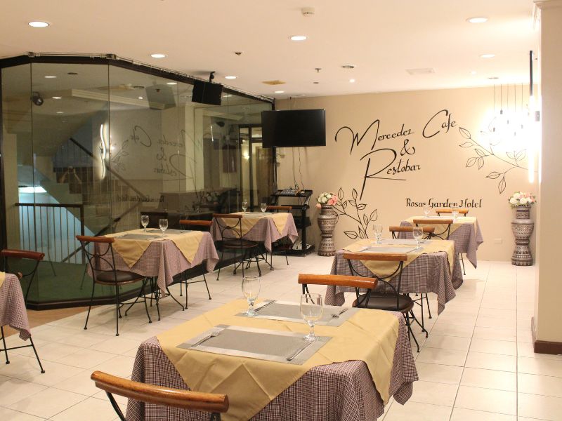 Mercedez Café and Restobar
